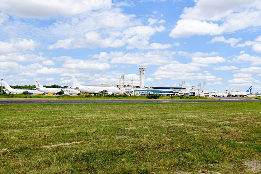 La fiebre del fútbol se vive desde el cielo.